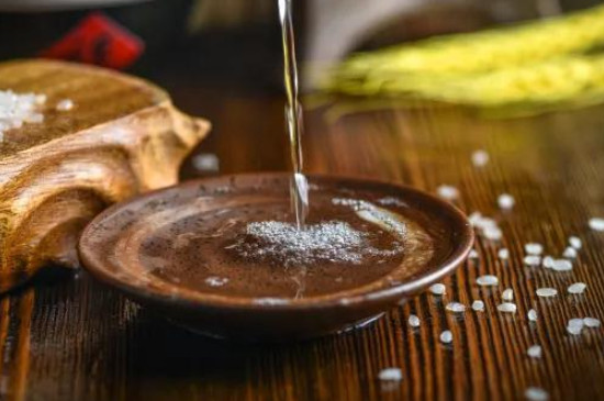 醫(yī)用酒精和食用酒精的區(qū)別是什么？